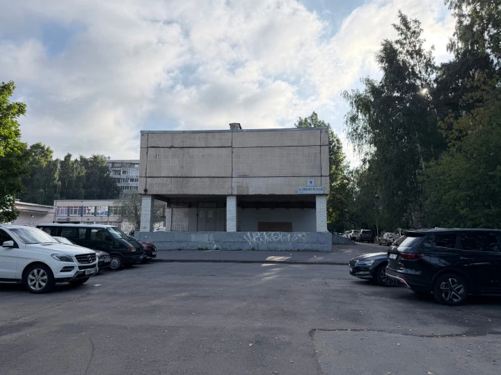 Помещение 10,2 кв.м в Приморском районе (ст.м «Пионерская»)